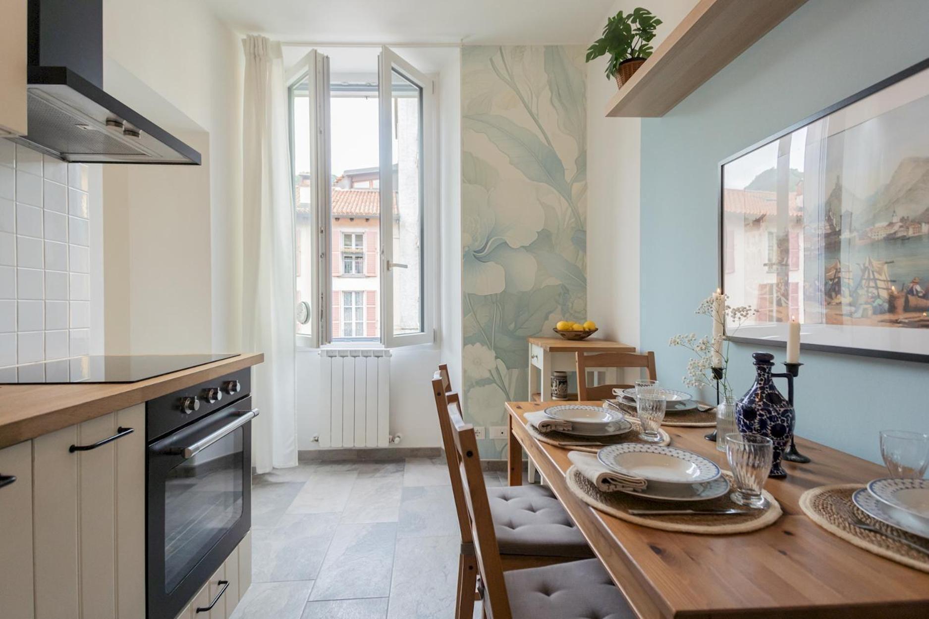 Old Court Hideaway By Rent All كومو المظهر الخارجي الصورة